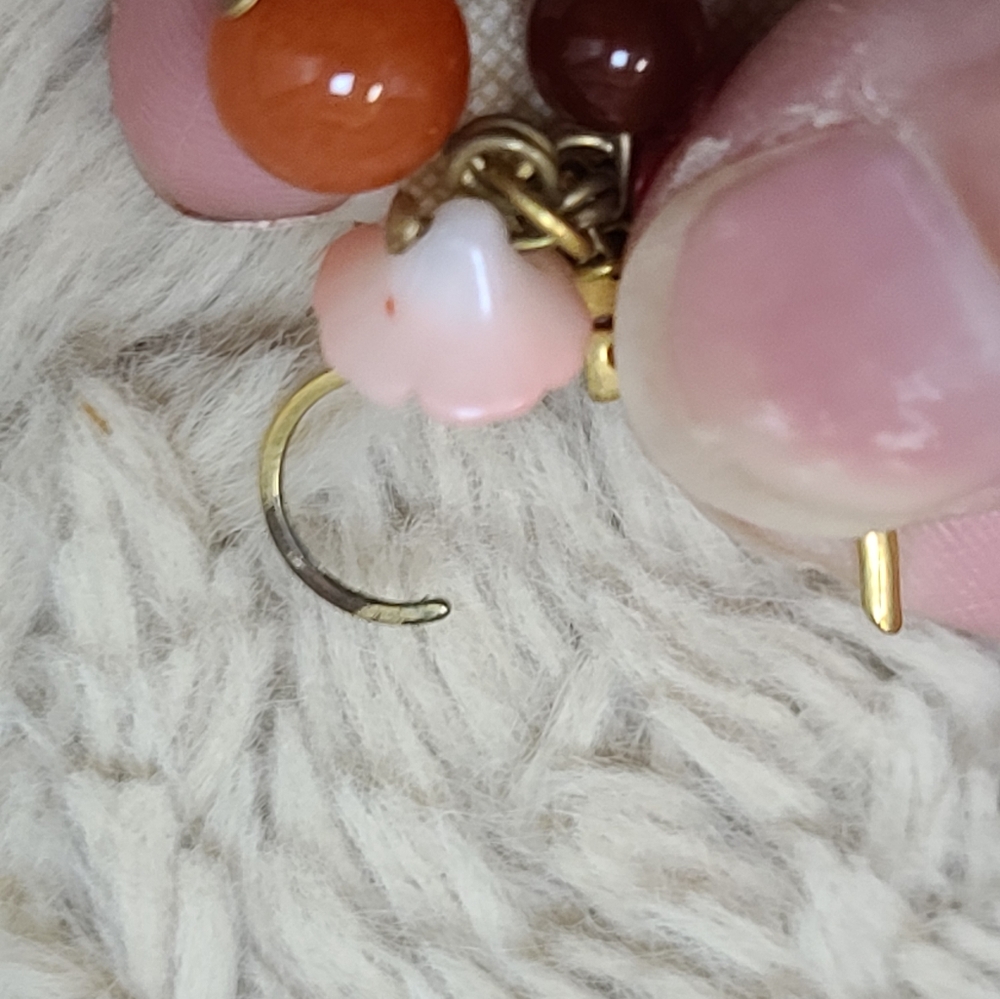 Elegant Red Agate Floral Drop Earrings - Picture 4 of 4
